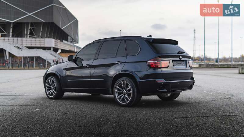 Внедорожник / Кроссовер BMW X5 2012 в Львове