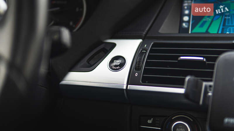 Внедорожник / Кроссовер BMW X5 2012 в Львове