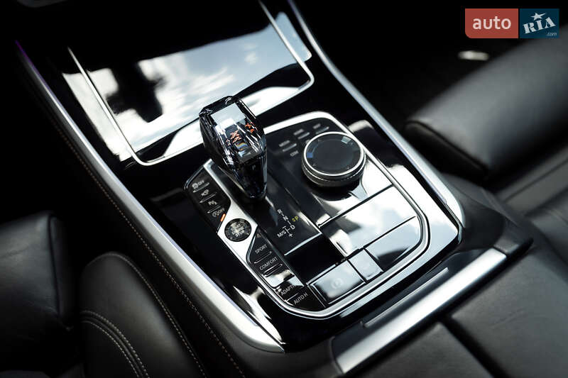Внедорожник / Кроссовер BMW X5 2019 в Киеве