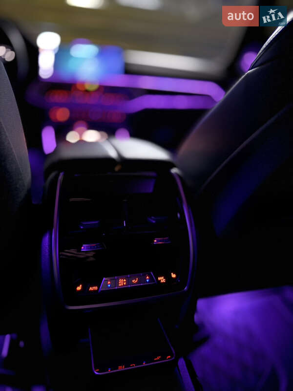 Внедорожник / Кроссовер BMW X5 2019 в Киеве