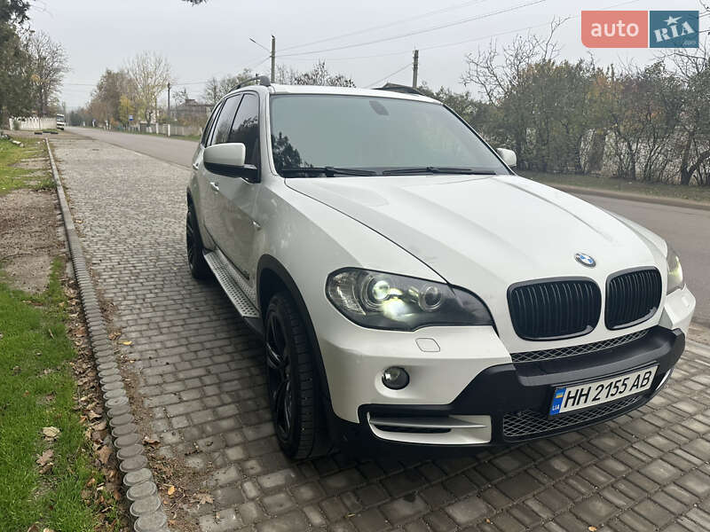 Внедорожник / Кроссовер BMW X5 2009 в Арцизе