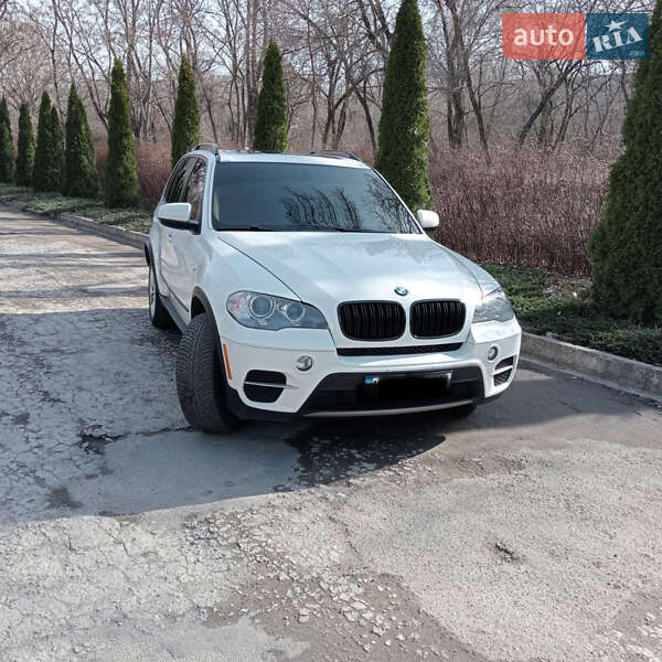 Внедорожник / Кроссовер BMW X5 2012 в Киеве