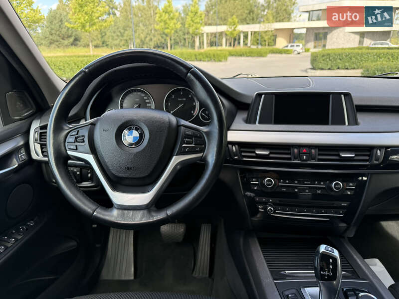 Позашляховик / Кросовер BMW X5 2016 в Ірпені