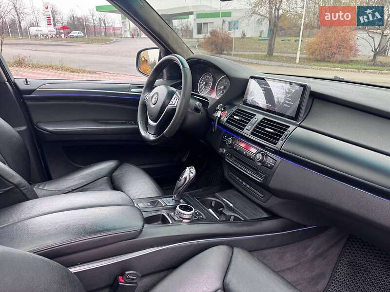 Внедорожник / Кроссовер BMW X5 2007 в Запорожье