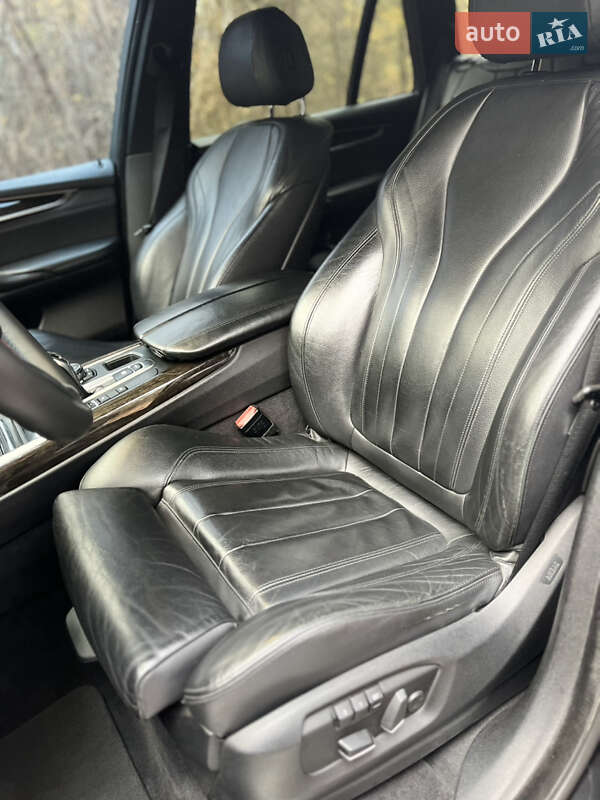 Внедорожник / Кроссовер BMW X5 2015 в Киеве