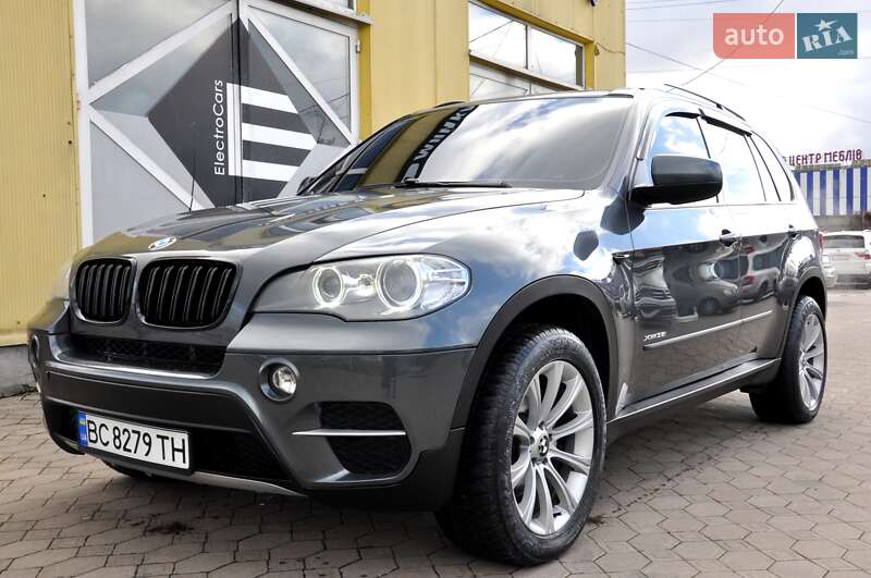 Внедорожник / Кроссовер BMW X5 2013 в Львове