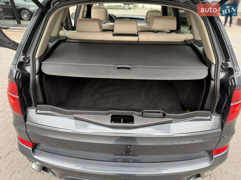 Внедорожник / Кроссовер BMW X5 2011 в Виннице