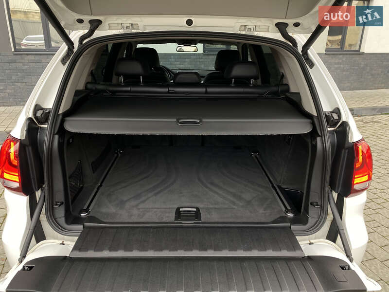 Позашляховик / Кросовер BMW X5 2014 в Ужгороді