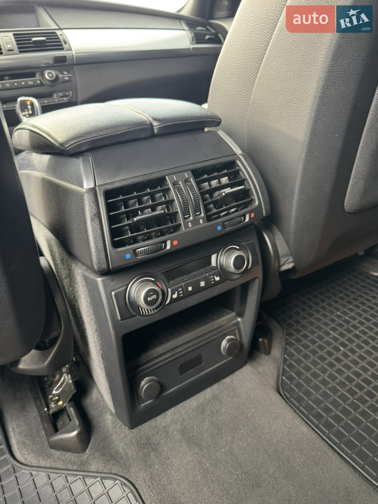 2011 BMW X5 - мініатюра 20