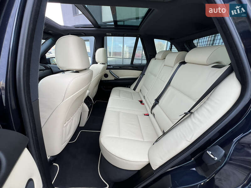 Внедорожник / Кроссовер BMW X5 2005 в Ивано-Франковске