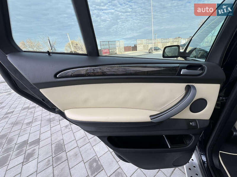 Внедорожник / Кроссовер BMW X5 2005 в Ивано-Франковске