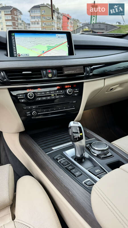 Внедорожник / Кроссовер BMW X5 2016 в Киеве