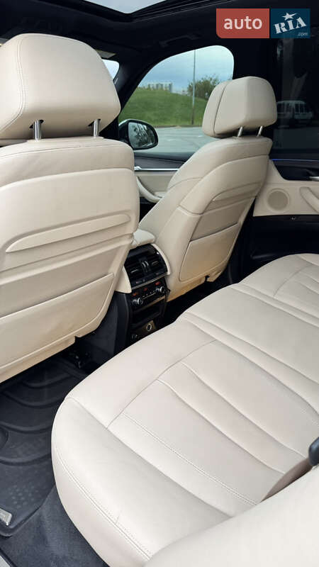 Внедорожник / Кроссовер BMW X5 2016 в Киеве