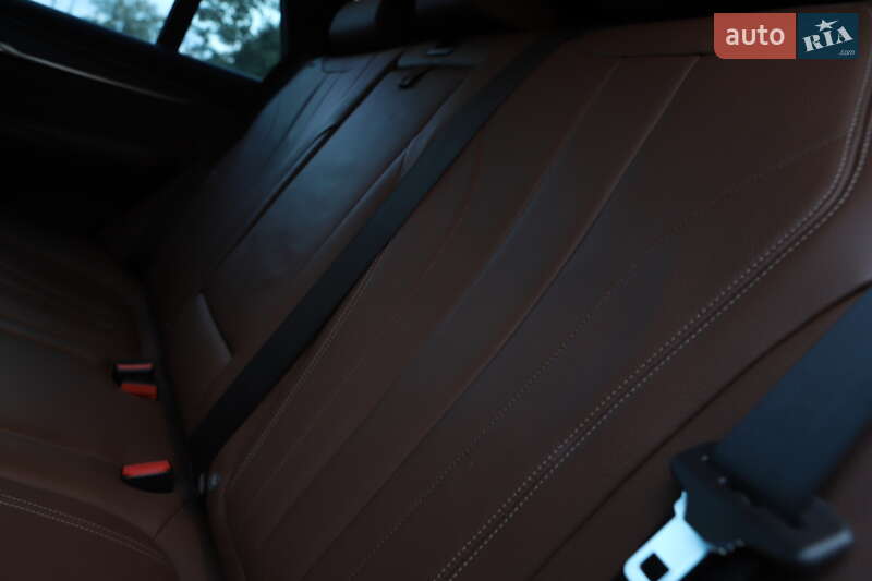 Внедорожник / Кроссовер BMW X5 2018 в Дрогобыче