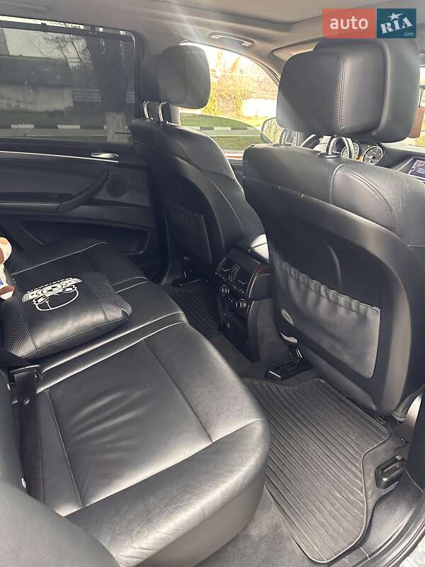 Внедорожник / Кроссовер BMW X5 2011 в Подольске