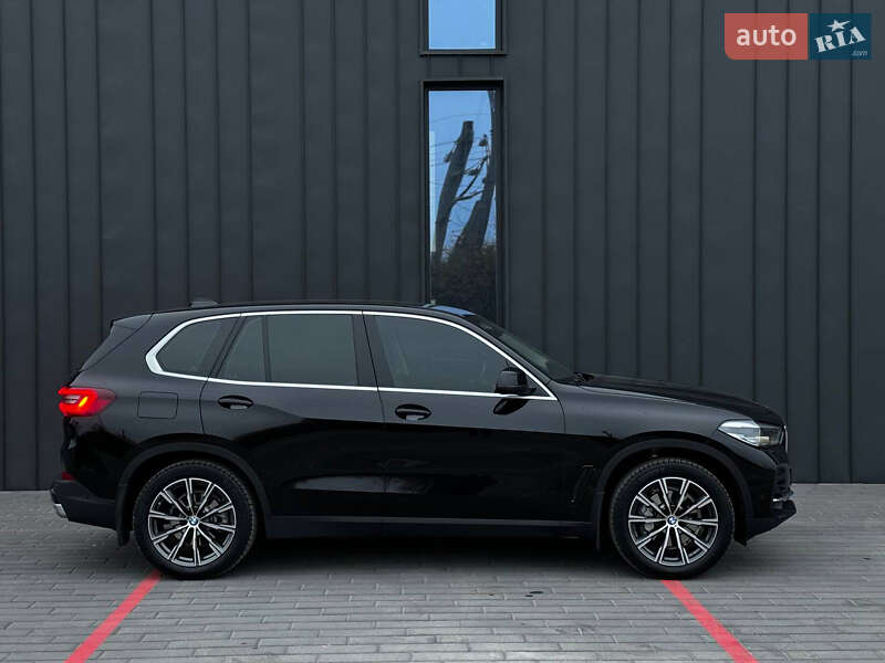 Позашляховик / Кросовер BMW X5 2022 в Одесі