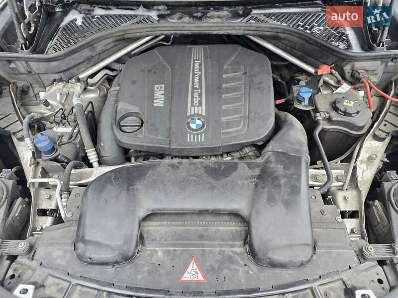 Позашляховик / Кросовер BMW X5 2015 в Вінниці