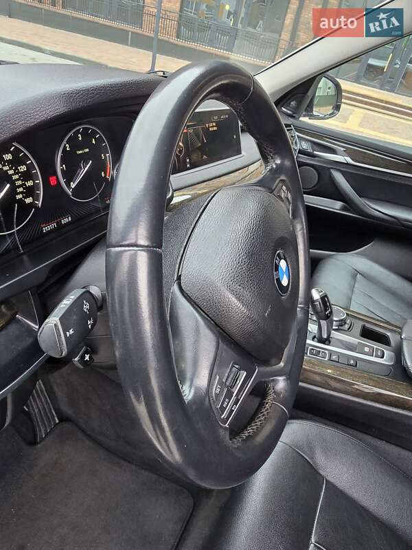 Позашляховик / Кросовер BMW X5 2015 в Вінниці