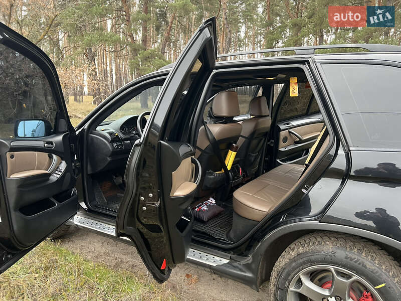 Внедорожник / Кроссовер BMW X5 2004 в Сумах