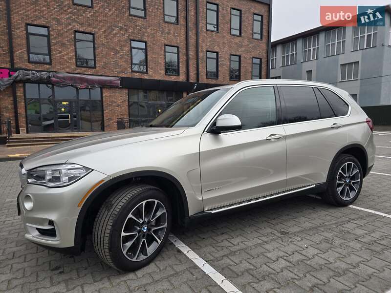 Позашляховик / Кросовер BMW X5 2015 в Вінниці