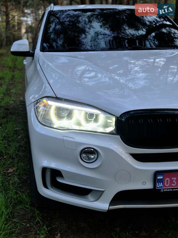 Позашляховик / Кросовер BMW X5 2017 в Вознесенську