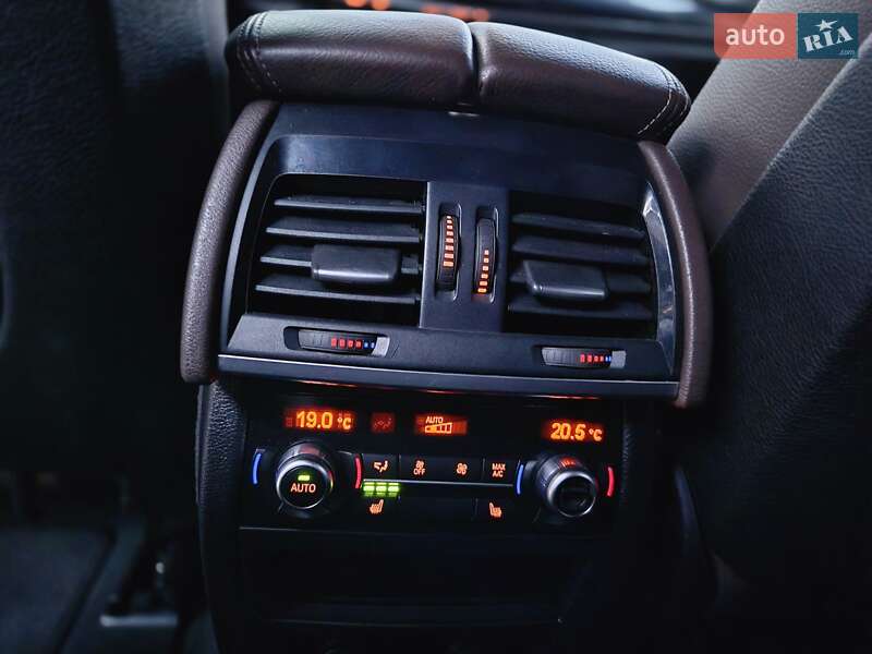 Позашляховик / Кросовер BMW X5 2017 в Вознесенську