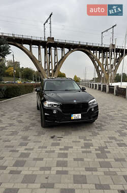 Позашляховик / Кросовер BMW X5 2014 в Дніпрі