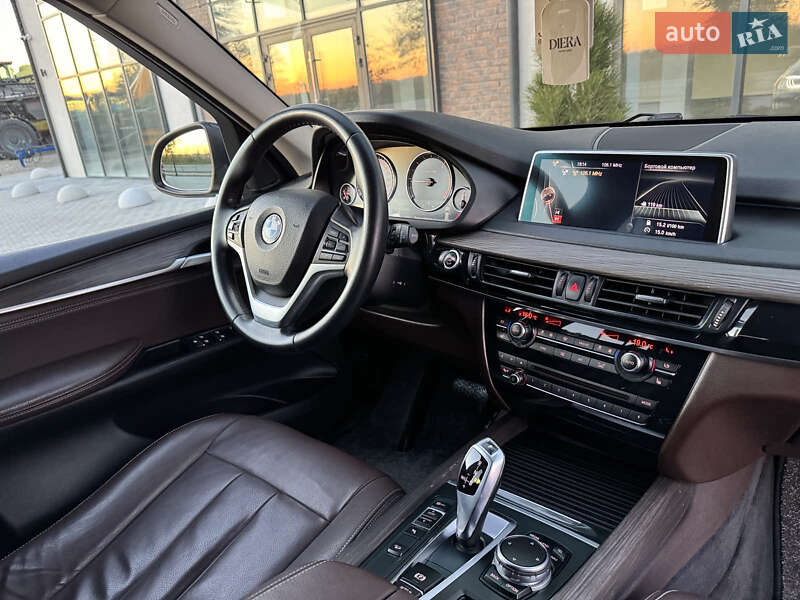 Внедорожник / Кроссовер BMW X5 2016 в Мукачево