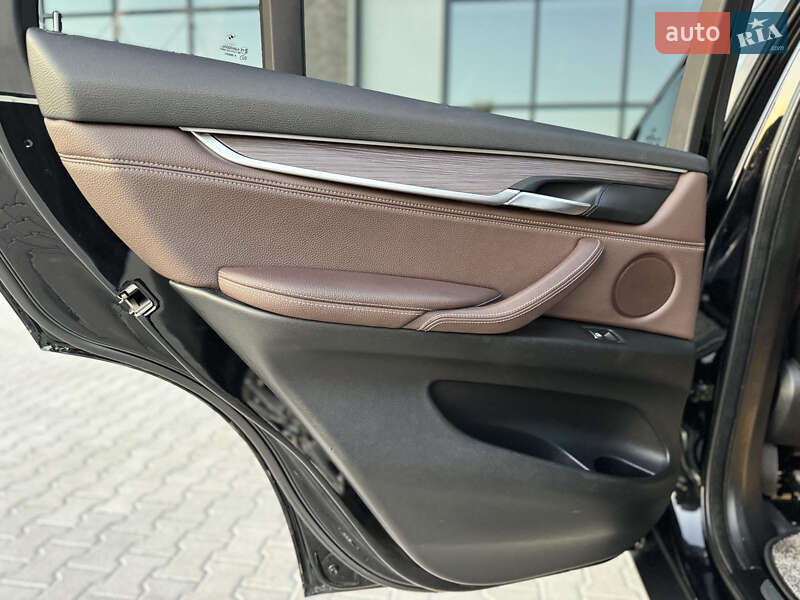 Внедорожник / Кроссовер BMW X5 2016 в Мукачево