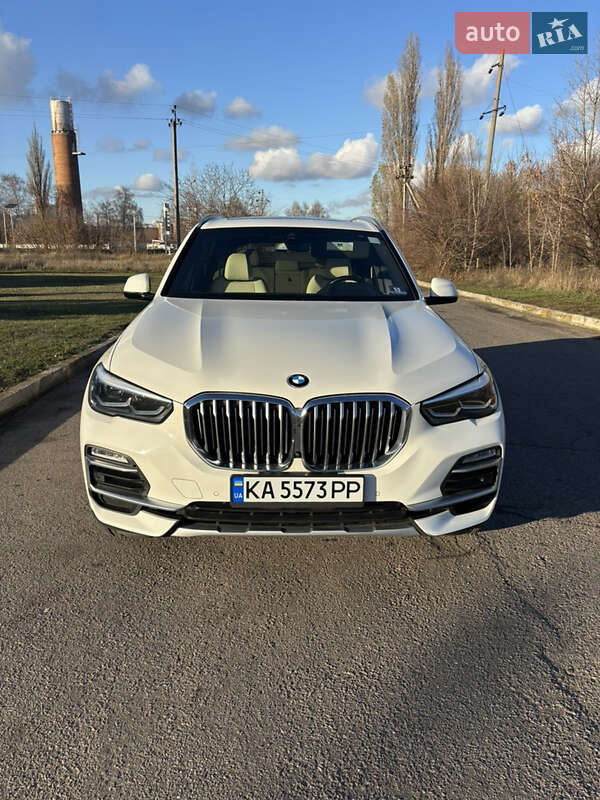 Внедорожник / Кроссовер BMW X5 2019 в Киеве