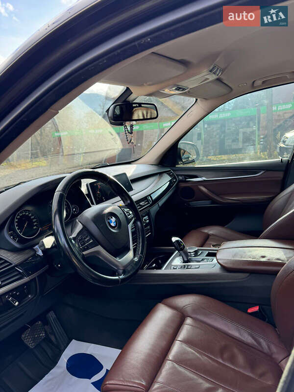 Внедорожник / Кроссовер BMW X5 2015 в Яблунице
