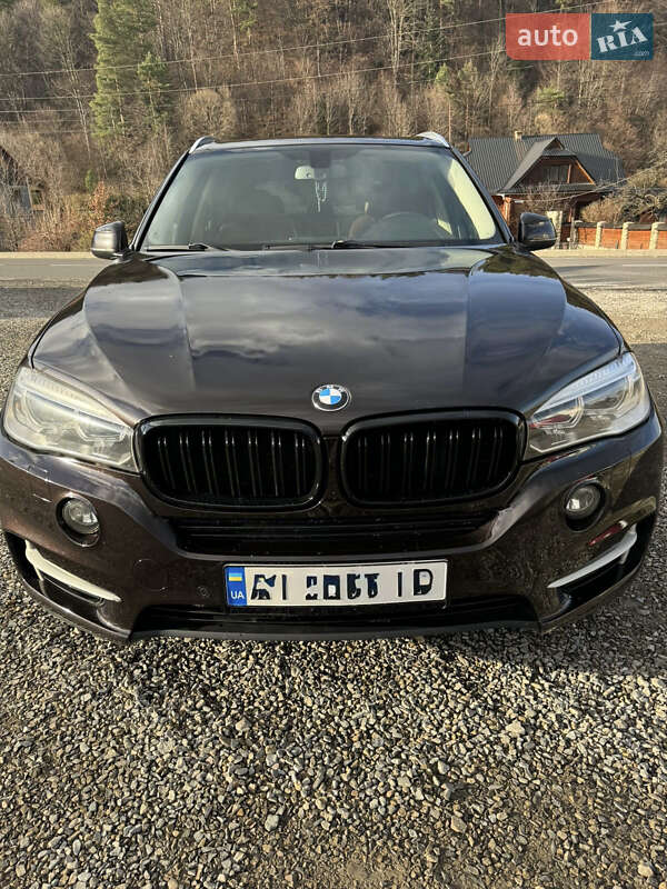 Внедорожник / Кроссовер BMW X5 2015 в Яблунице