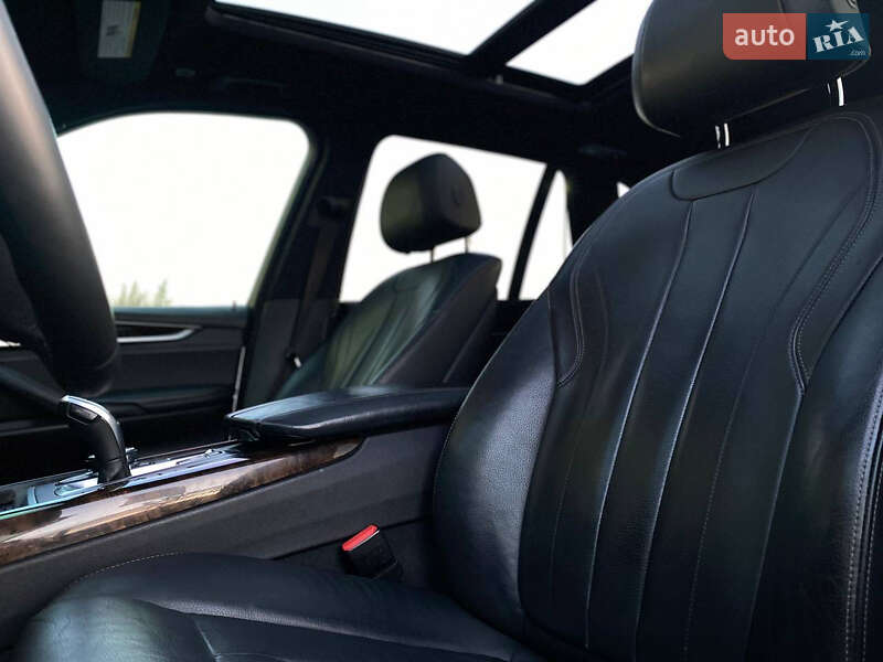 Позашляховик / Кросовер BMW X5 2017 в Львові