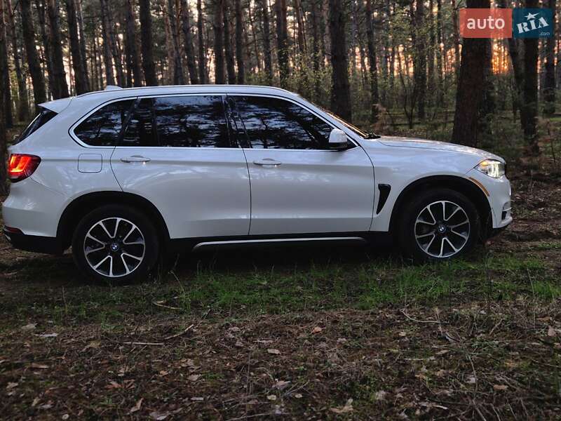 Внедорожник / Кроссовер BMW X5 2017 в Вознесенске