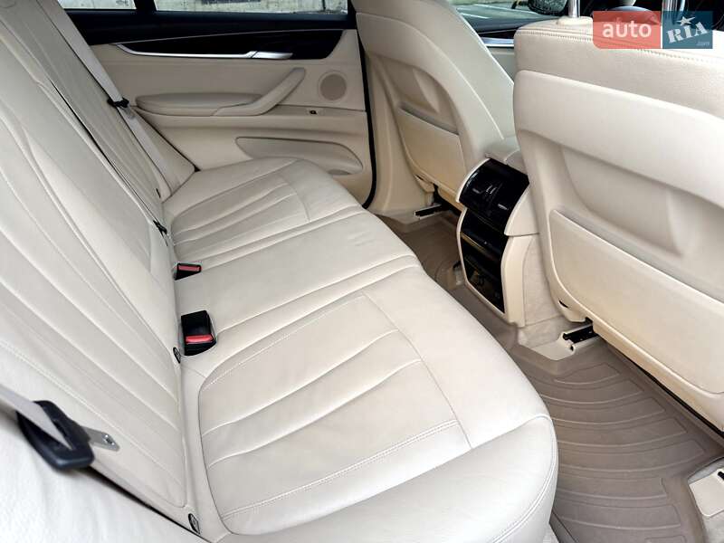 Внедорожник / Кроссовер BMW X5 2014 в Киеве