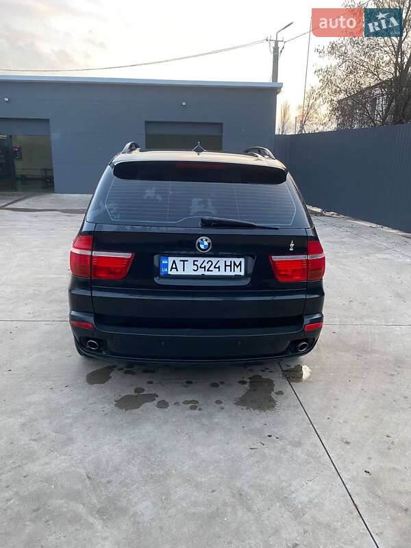 Внедорожник / Кроссовер BMW X5 2009 в Магдалиновке