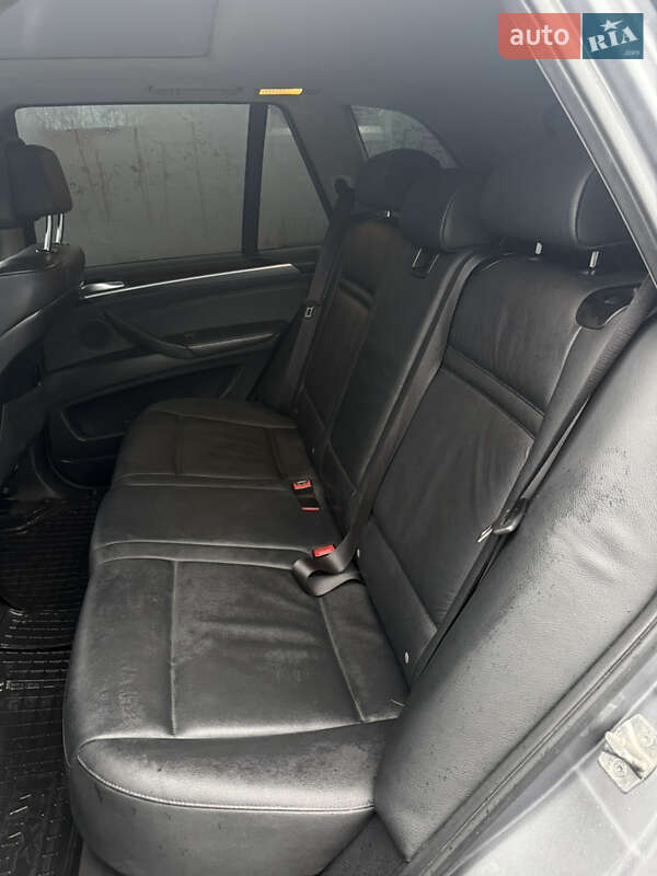 Внедорожник / Кроссовер BMW X5 2011 в Ивано-Франковске