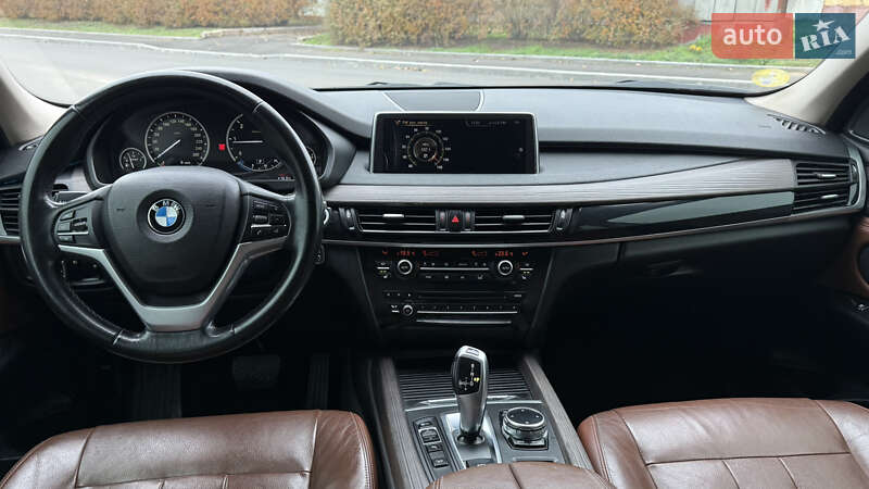 Внедорожник / Кроссовер BMW X5 2016 в Николаеве