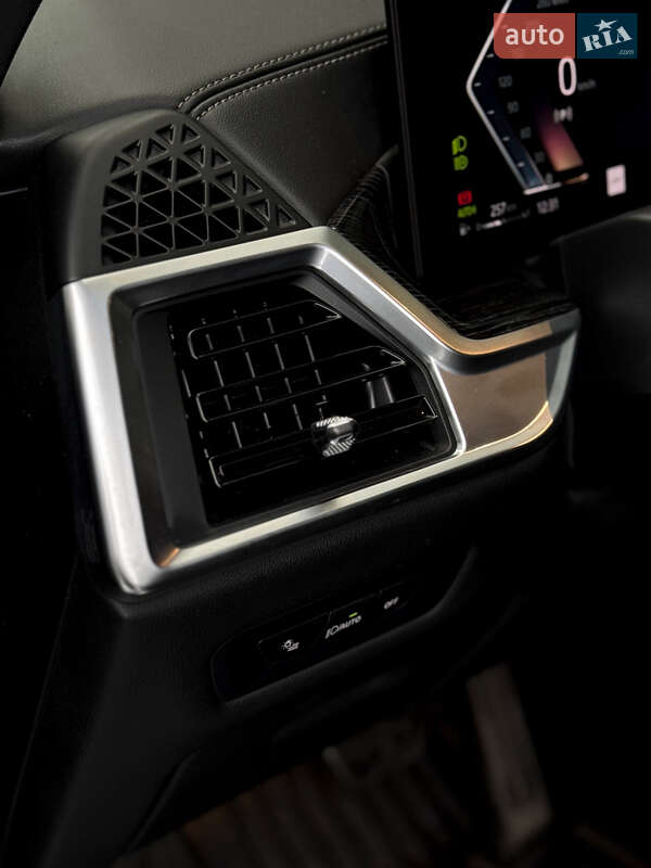 Внедорожник / Кроссовер BMW X5 2024 в Днепре