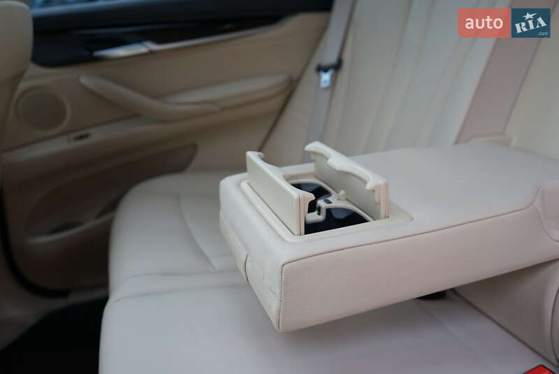 Внедорожник / Кроссовер BMW X5 2014 в Киеве