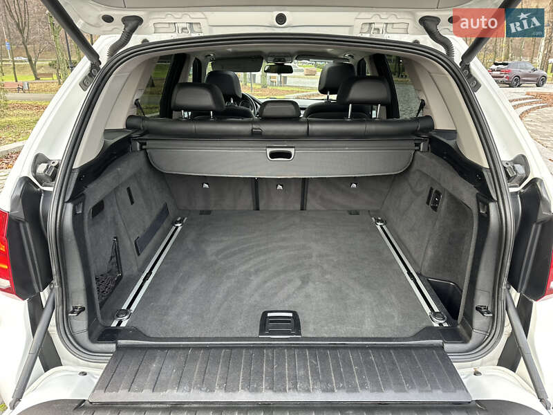 Внедорожник / Кроссовер BMW X5 2015 в Киеве