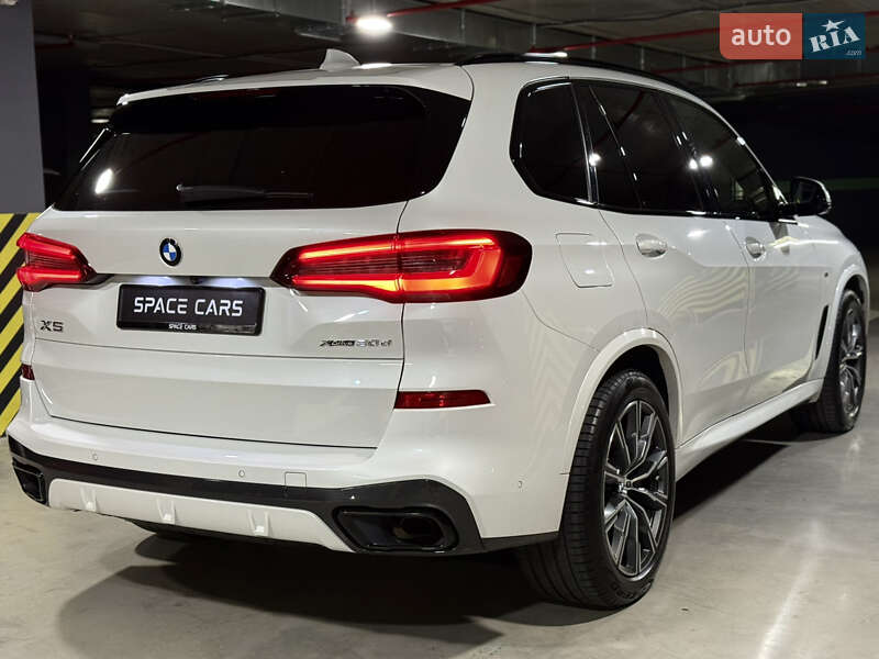 Внедорожник / Кроссовер BMW X5 2021 в Киеве