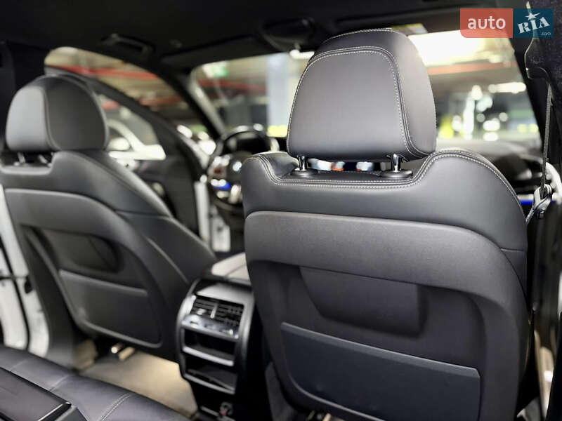 Внедорожник / Кроссовер BMW X5 2021 в Киеве