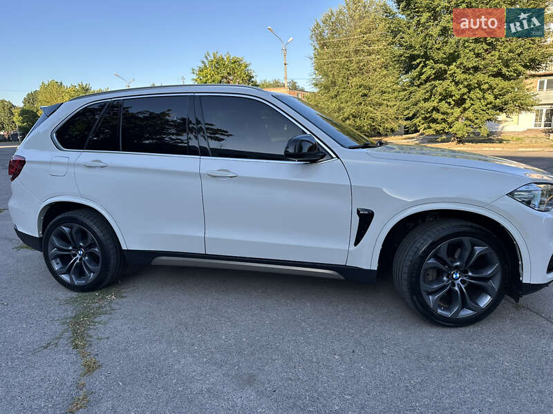 Внедорожник / Кроссовер BMW X5 2017 в Никополе