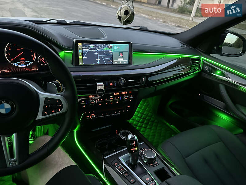 Внедорожник / Кроссовер BMW X5 2017 в Никополе