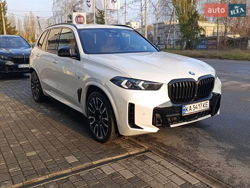 Внедорожник / Кроссовер BMW X5 2023 в Кременчуге
