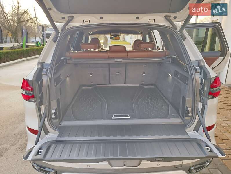 Внедорожник / Кроссовер BMW X5 2023 в Кременчуге