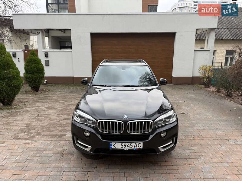 Внедорожник / Кроссовер BMW X5 2016 в Киеве