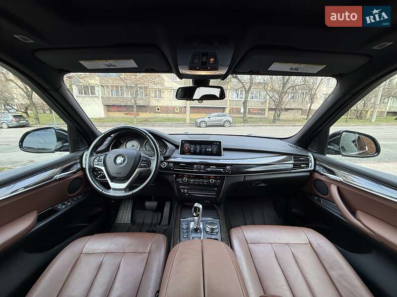 Внедорожник / Кроссовер BMW X5 2016 в Киеве