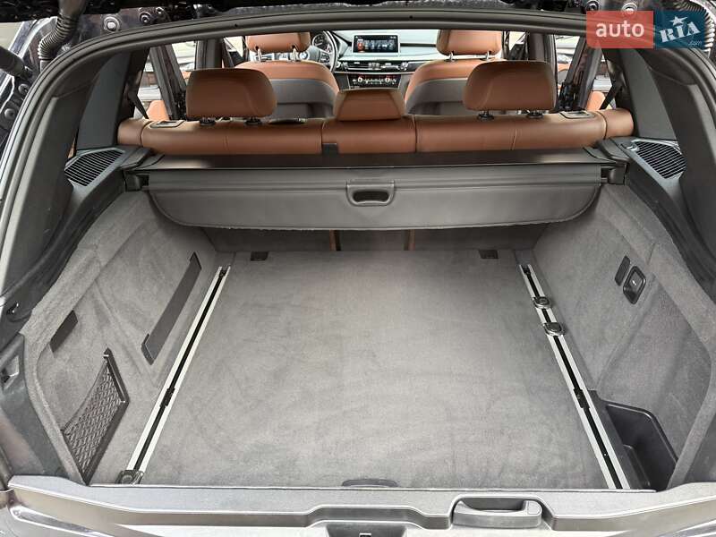 Внедорожник / Кроссовер BMW X5 2016 в Киеве